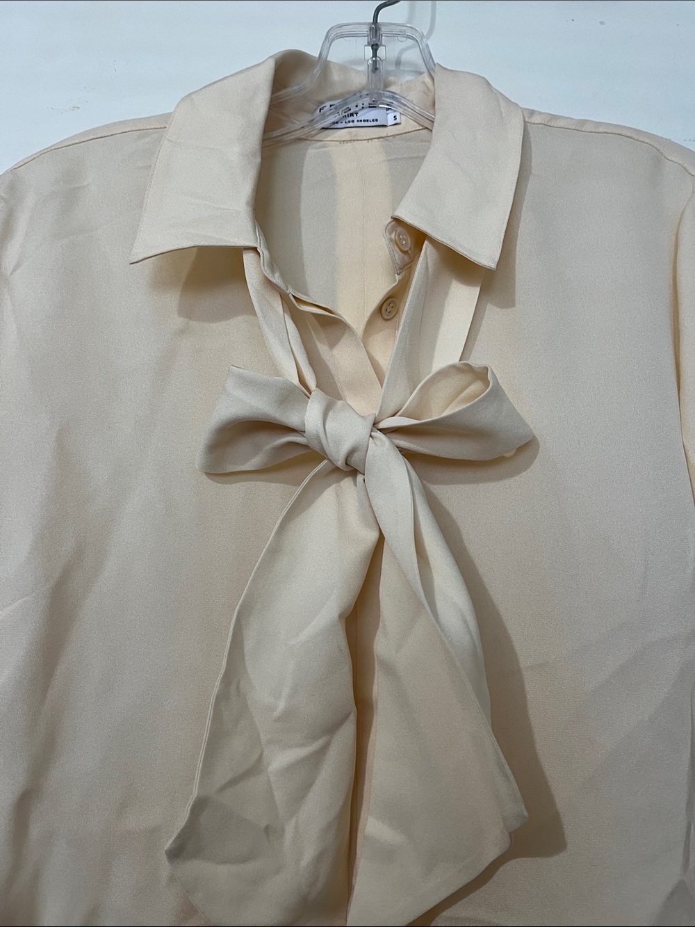 FRAME Denim Le Bow Tie Shirt in Gardena 100% Silk Size S - Picture 4 of 10